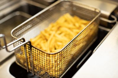 Pommes i fritös